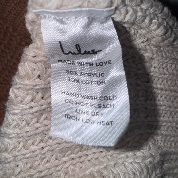 Autumn Leaves Tan Multi Chevron Stripe Knit crop sweater size S - Picture 5 of 11